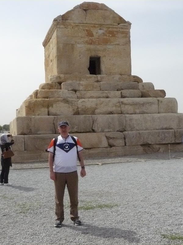 2012-05-pasargadae.jpg